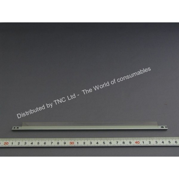 ПОЧИСТВАЩ НОЖ (doctor blade) ЗА HP 1300 - Q26 140HP1300BLDG